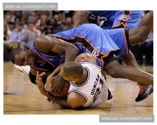 铁血南海岸的孤勇者之歌：复盘湖人vs热火G3，那场属于硬汉的逆袭史诗